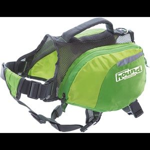 LARGE Outward Hound Doggie Day Pak, 4 pockets and D-ring leash attachment